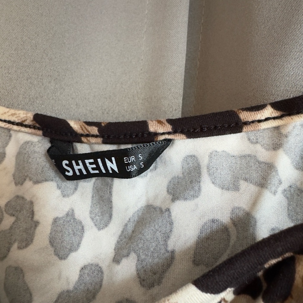 SHEIN Leopard Tank Top - Picture 3 of 5
